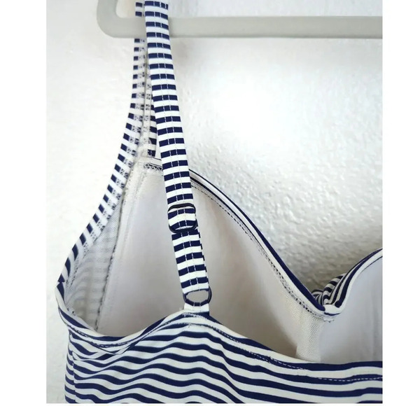 NIP TUCK  One Piece Swimsuit Nautical Stripe Adjustable Straps Size 4 - Picture 4 of 8